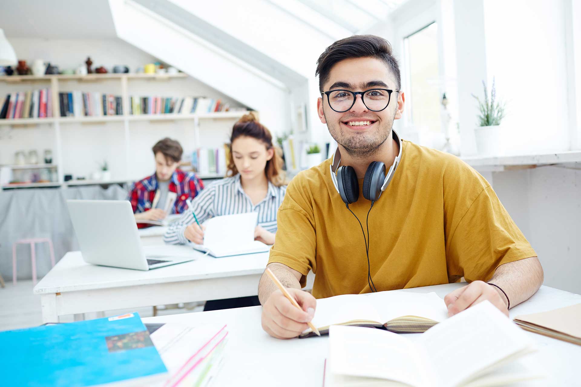 Cursos - Lótus Ensino De Idiomas